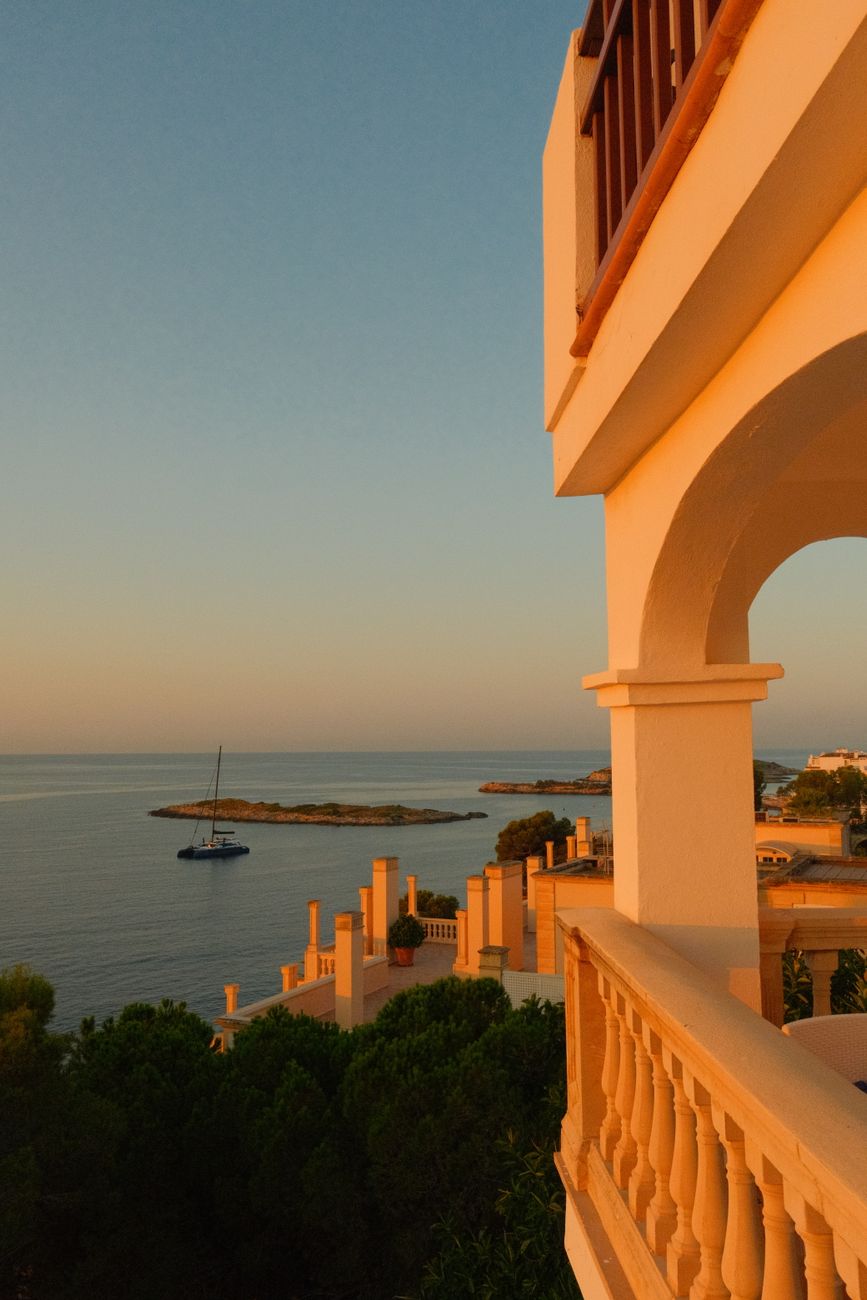 Bespoke Concierge and Villa Advisory